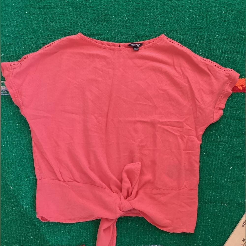 Buffalo David Bitton Women's Size M Blouse Top Short Sleeve Pink Solid